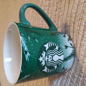 Starbucks 18 oz Christmas Tree Holiday‎ 2020 Mug. EUC